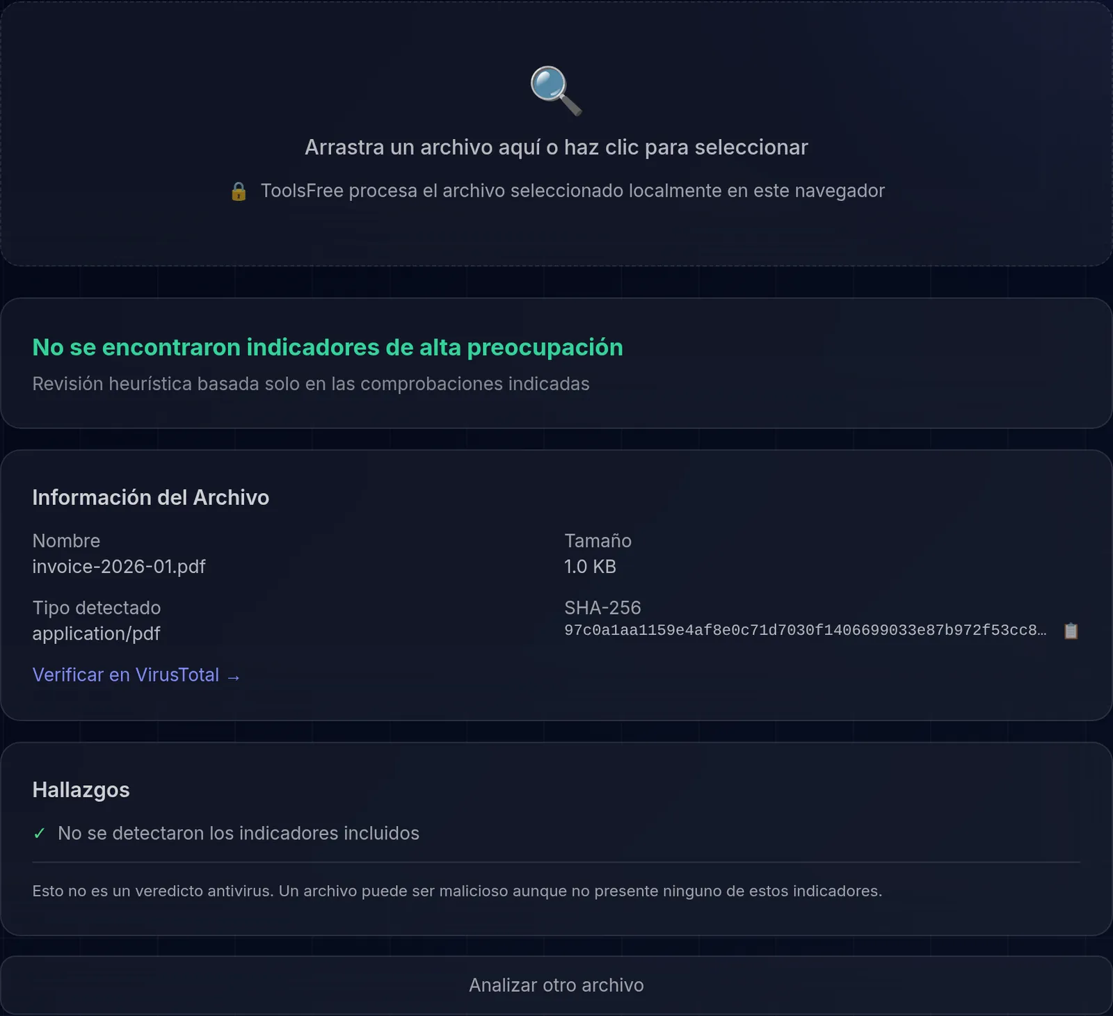 El analizador de archivos informando sobre un PDF de 1 KB: no se han encontrado indicadores de alta preocupación, con el tipo detectado application/pdf, el resumen SHA-256 del archivo, un enlace para comprobarlo en VirusTotal y la lista de comprobaciones realizadas.